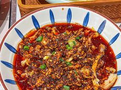 -黄记煌三汁焖锅(新佳丽江汉路店)