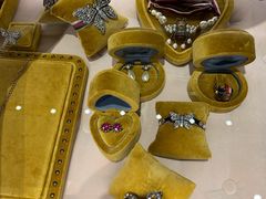 -Gucci(青岛海信广场店)