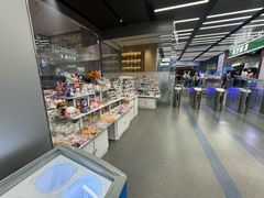-冰纷万象滑冰场(南山万象天地店)