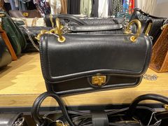 -URBAN REVIVO(北京斯普瑞斯奥特莱斯店)