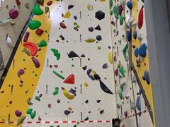 -问山MountQuest攀岩馆