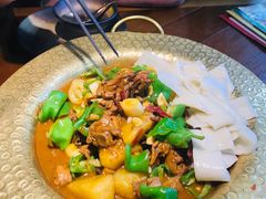 新疆大盘鸡-楼兰新疆主题餐厅(坂田佳华领汇广场店)