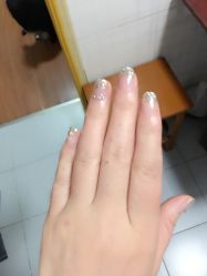 -小红楼美甲美容中心