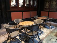 等位区-星巴克(成都锦里店)
