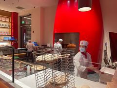 -城市大道红炉披萨烘焙坊