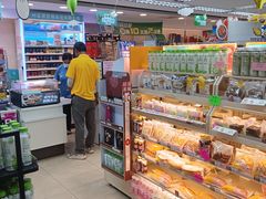 -全家便利店(署前路三店)