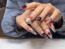-UGIRL有个美甲