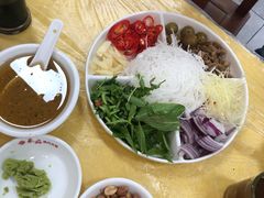 -官塘陈记鱼生·潮汕砂锅粥·牛肉火锅(潮枫路总店)