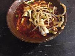 -巴四老城区炭火蛙锅(张江店)
