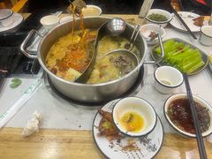 -田村·酸汤鲜牦牛肉火锅(布达拉宫广场店)