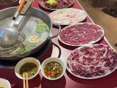 -潮汕·草根牛肉档(上海荟聚城市集市店)