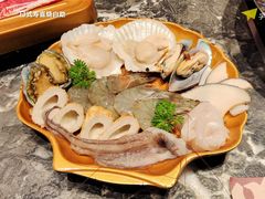 -牛YO寿喜烧·铁板烧和牛火锅自助(市府恒隆店)