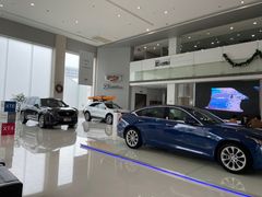 -凯迪拉克·上海百联沪通(汶水路店)