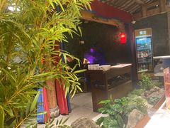 -八一路好吃街(雨田商务大厦店)