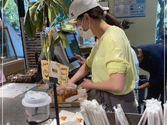 -Dough&Joe团憩(瑞虹天地月亮湾店)