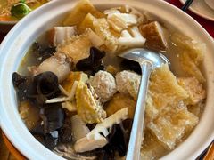 -侬佳蒸菜馆(听潮店)