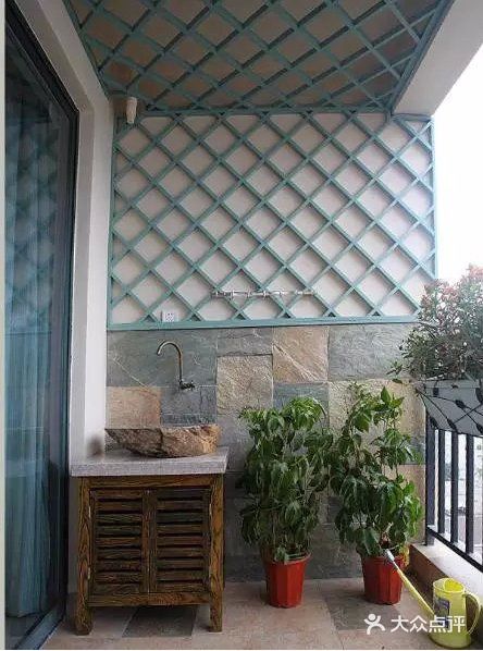 给你家阳台吊个顶