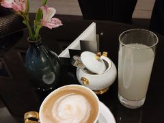 -行者书屋大堂吧 ·下午茶(南京圣和府邸酒店)