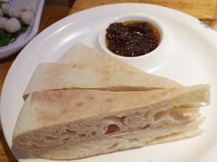 地锅馍-小小河边鱼(天润城店)