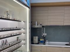 -视野联行眼镜·蔡司·尼康战略合作店(城西银泰店)