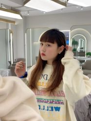 -FRIDAY星期五专业美发沙龙