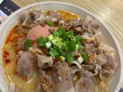 麻辣肥牛-花馬肆.云南过桥米线(汉神购物广场现场熬汤店)