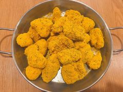 -BHC炸鸡(明洞总店)