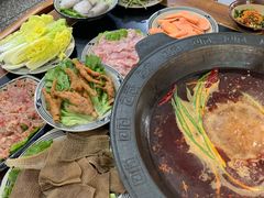 -重庆故事姊妹老火锅(财经学院店)