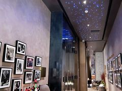 -wineapp葡萄酒餐吧(外滩金融中心店)