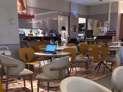 -必胜客(阿罗海店)