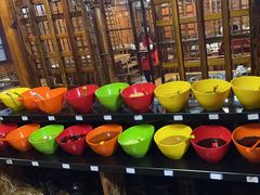 自助调料区-果松木炭酸菜铜火锅·外婆参鸡汤