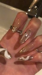 -HUII NAIL绘京美甲美睫会馆