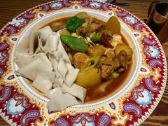 沙湾大盘鸡-塔哈尔·新疆盛宴(城西银泰店)