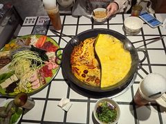 -朱光玉火锅馆(小寨原力场店)