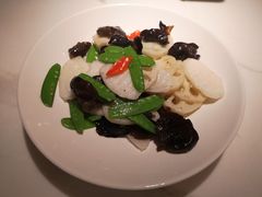 -荷塘秋月·本帮江浙菜(国权路店)