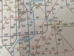 -陆家浜路(地铁站)