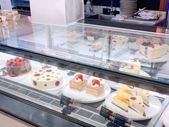 面包甜点陈列柜-牛角村(大族广场店)