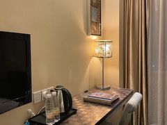 -昆明朗威酒店(昆明站火车站双桥夜市风情街店)