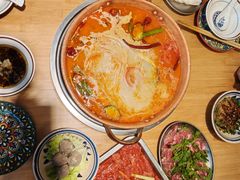 -洱火云南酸菜牛肉火锅(石景山当代商城店)