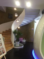 -比华利美容医院