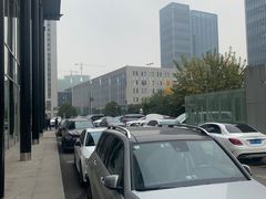 -杭州中升之星奔驰4S店(滨江店)