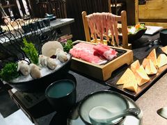 -湊湊火锅·茶憩(新中关购物中心店)