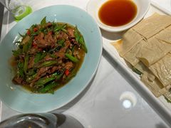 辣椒炒黑猪肉-曹家小菜(胜太路店)
