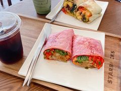 热辣鸡肉卷-星巴克(长沙桃子湖店)