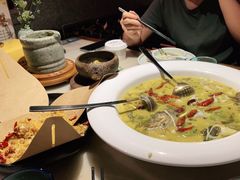 -佬麻雀·剁椒鱼头(京基KK One店)