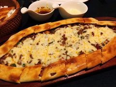 牛肉奶酪皮塔饼-Efes Turkish & Mediterranean Cuisine 艾菲斯餐厅(陆家嘴店)