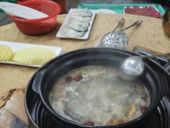 -濠轩阁特色生蚝火锅(水湾路店)