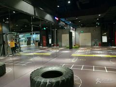 -VLines耀能运动24小时·月付制健身(京广桥店)