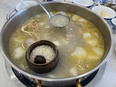 -朴小妹人参鸡汤火锅(长白山万达店)