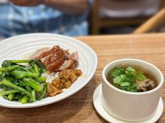 -裕记烧腊连锁餐饮(国商分店)